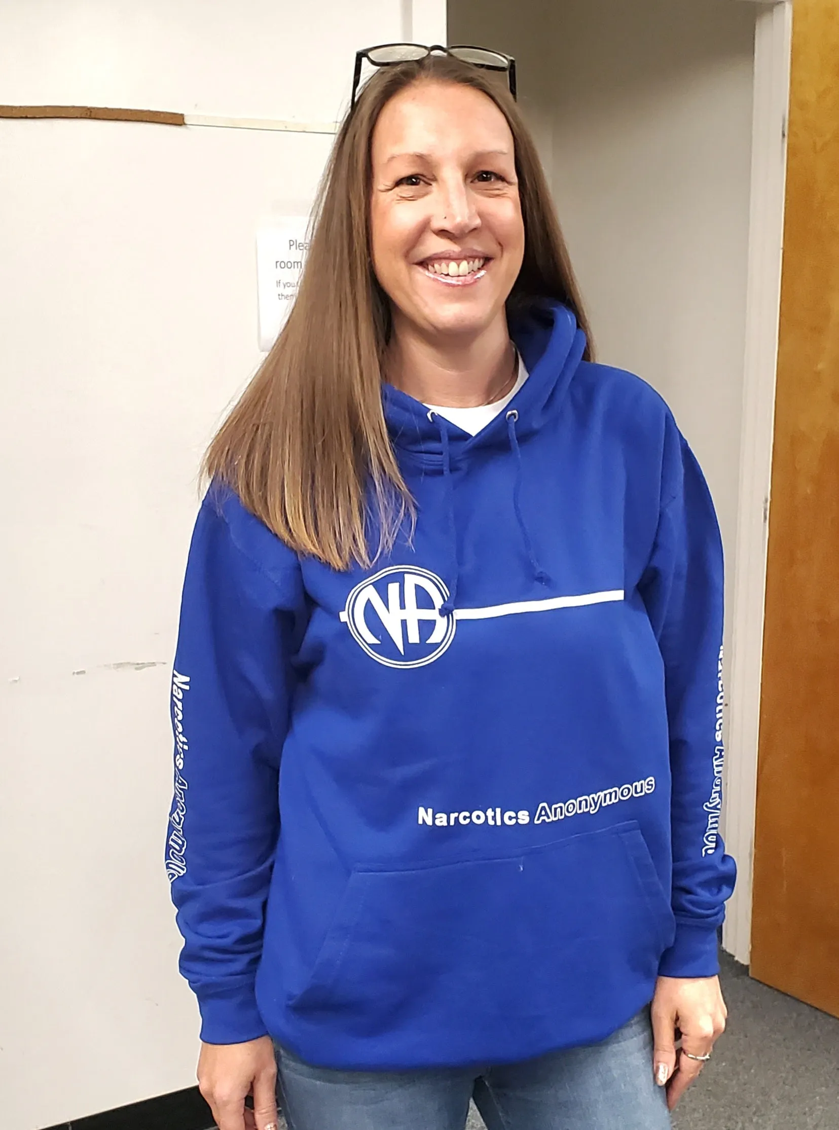 NA BASIC TEXT BLUE HOODIE