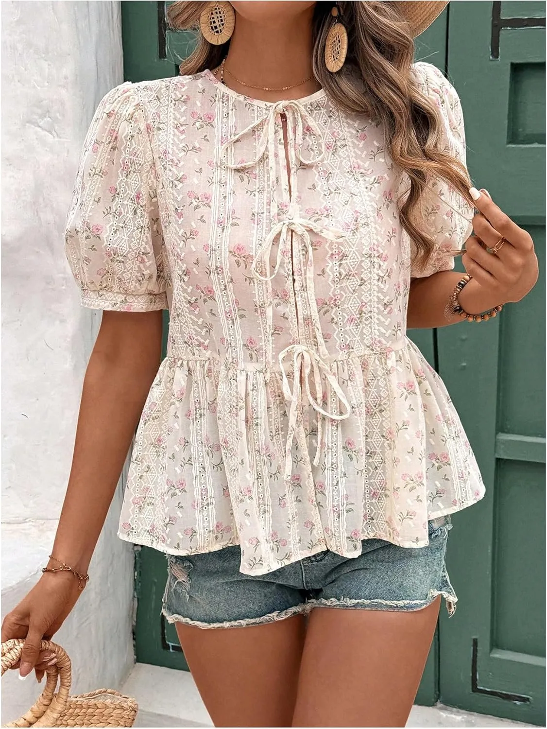 WDIRARA Women's Floral Print Bow Tie Front Blouse Puff Short Sleeve Round Neck Peplum Babydoll Shirt